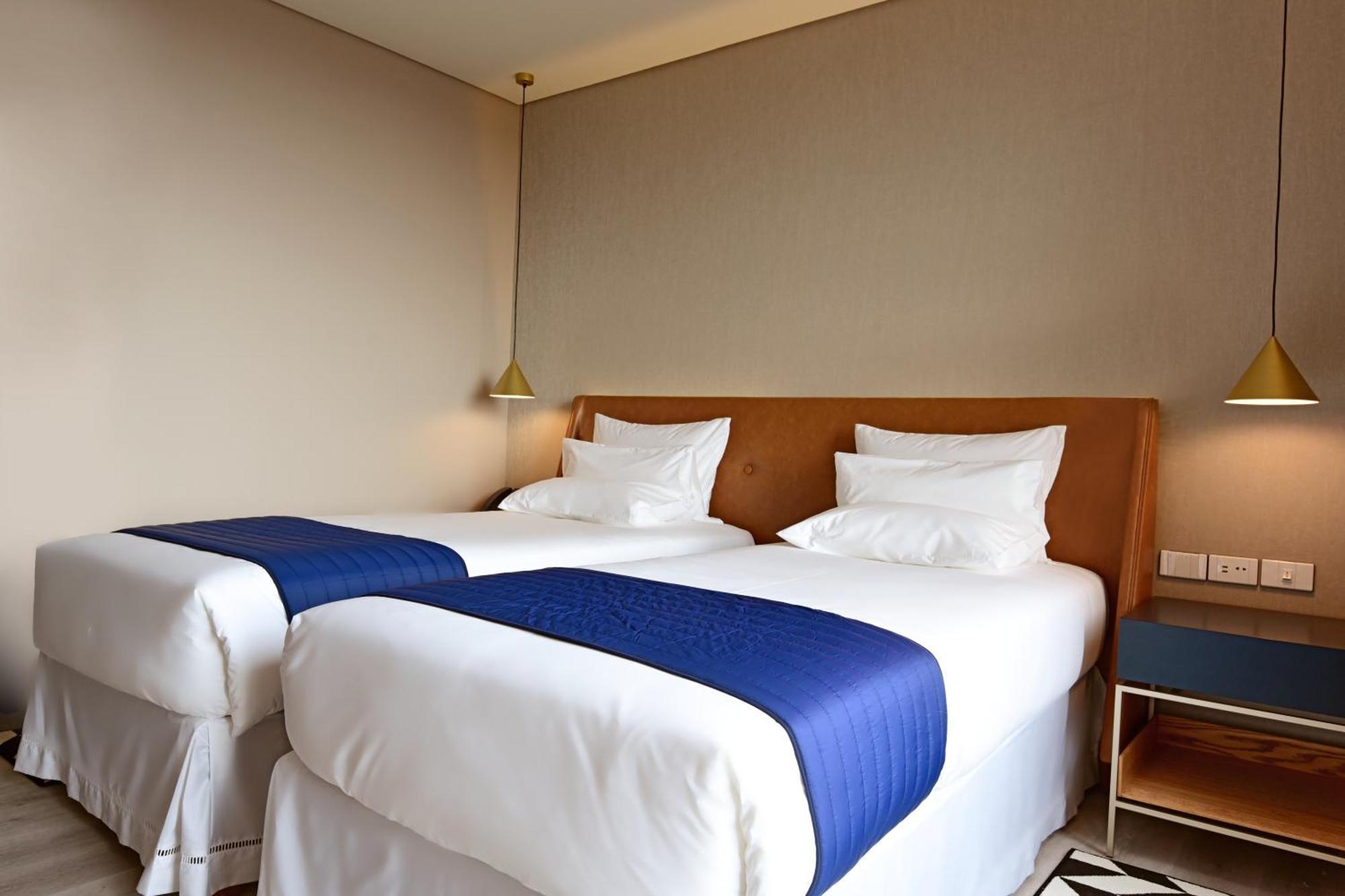 Novotel ซานตาครูซเดอลาเซียร์รา ภายนอก รูปภาพ