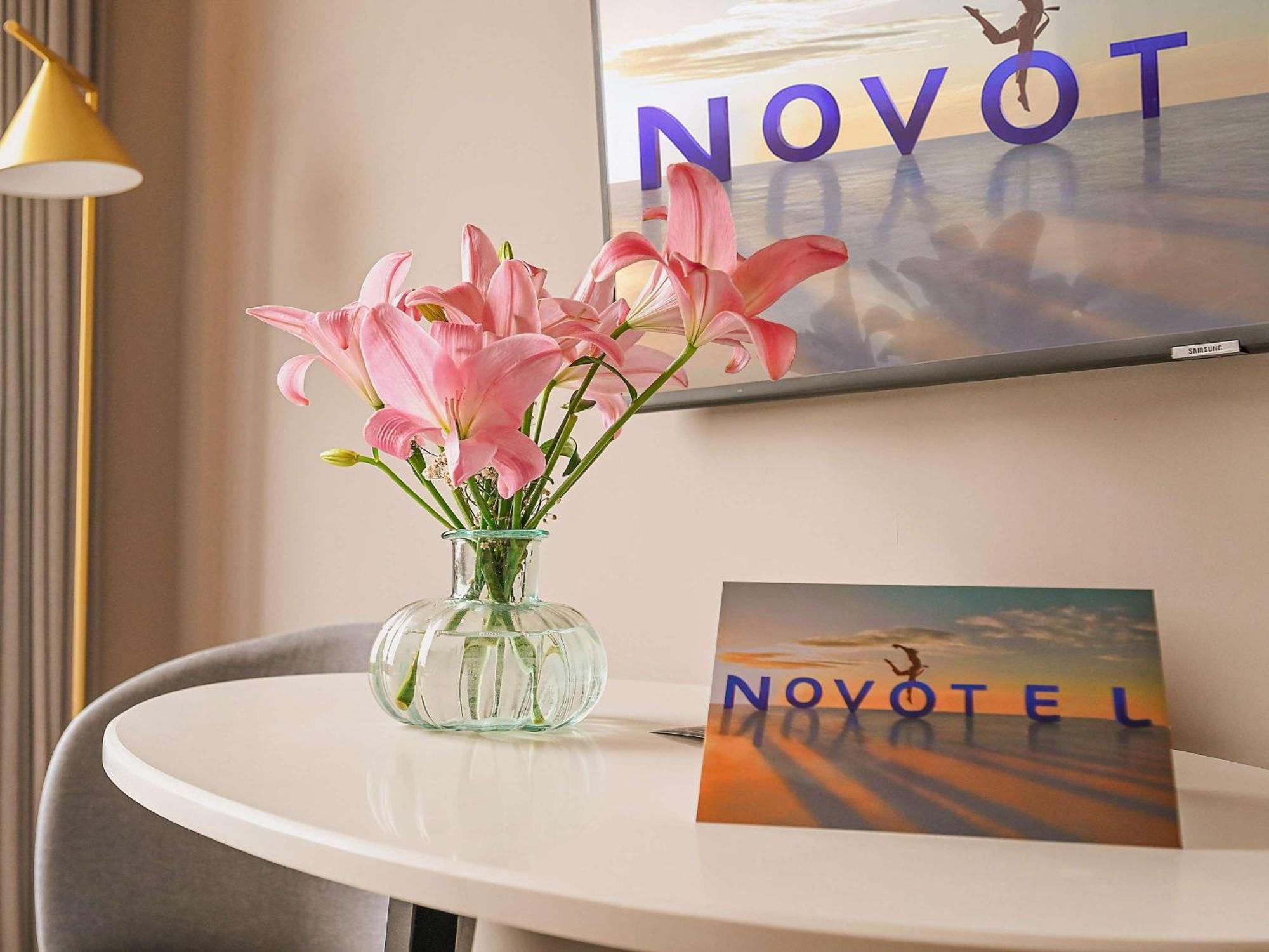 Novotel ซานตาครูซเดอลาเซียร์รา ภายนอก รูปภาพ